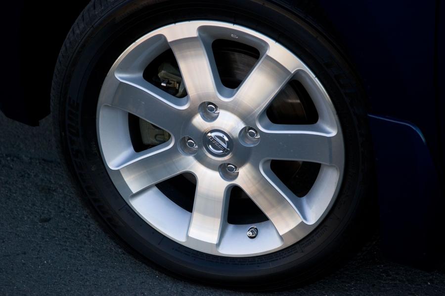 Колеса Nissan Sentra (B16) 2007 года  (фото 7 из 22)